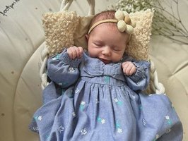 Amélia Anna | 06/2025 | 2900g | 47cm