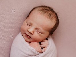 Sophie | 10/24 | 3830g | 53cm