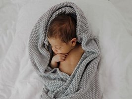 Leon Magnus | 07/2022 | 2735g | 48cm