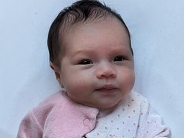 Naomi Lianne | 08/23 | 3060g | 49cm