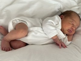 Mia | 09/2022 | 3080g | 50cm